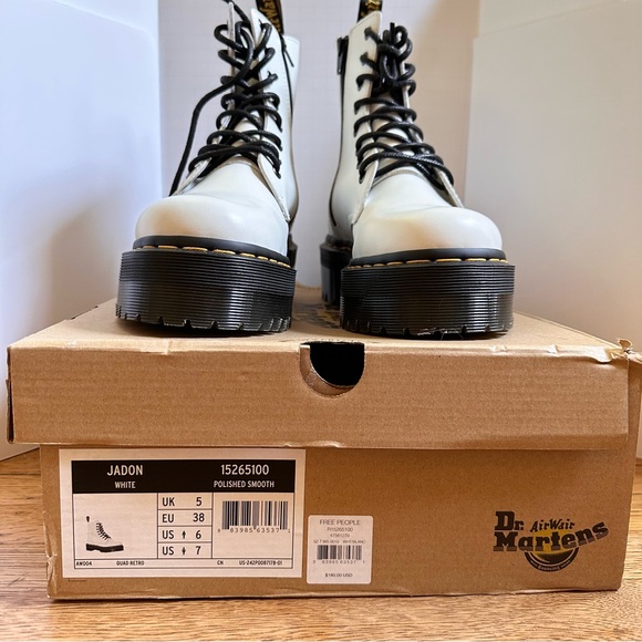 Dr. Martens Jadon Platform Boots in White size 7 - Picture 8 of 8